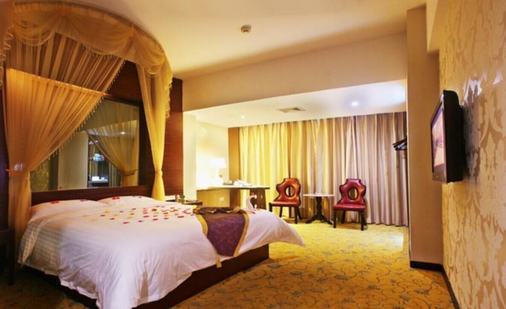 Huangma Holiday Hotel Haikou  Εξωτερικό φωτογραφία