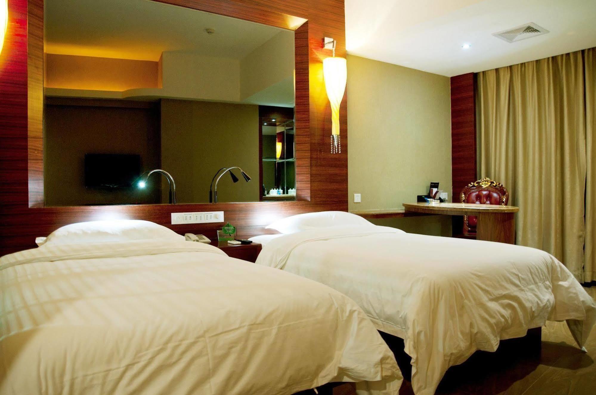 Huangma Holiday Hotel Haikou  Εξωτερικό φωτογραφία
